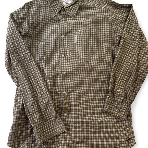 Green and white Columbia medium button up - Picture 1 of 5